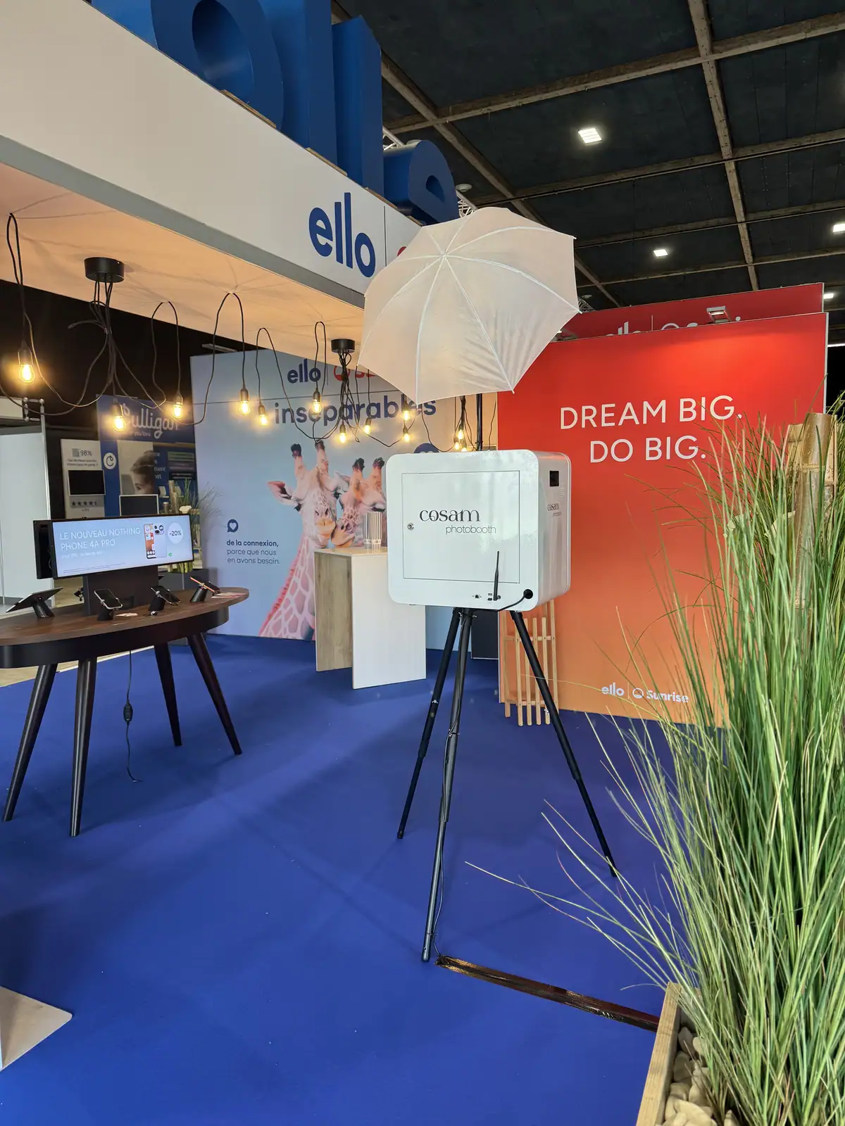 Photobooth COSAM sur un stand lors d'un salon professionnel (2)